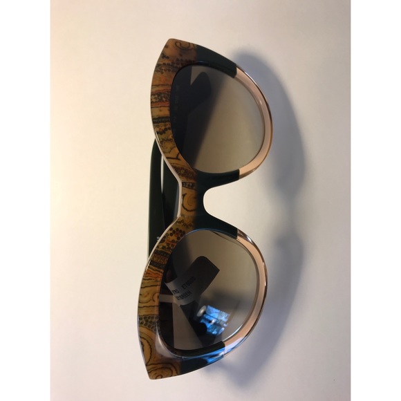 ETRO 😎 Sunglasses - Picture 6 of 8